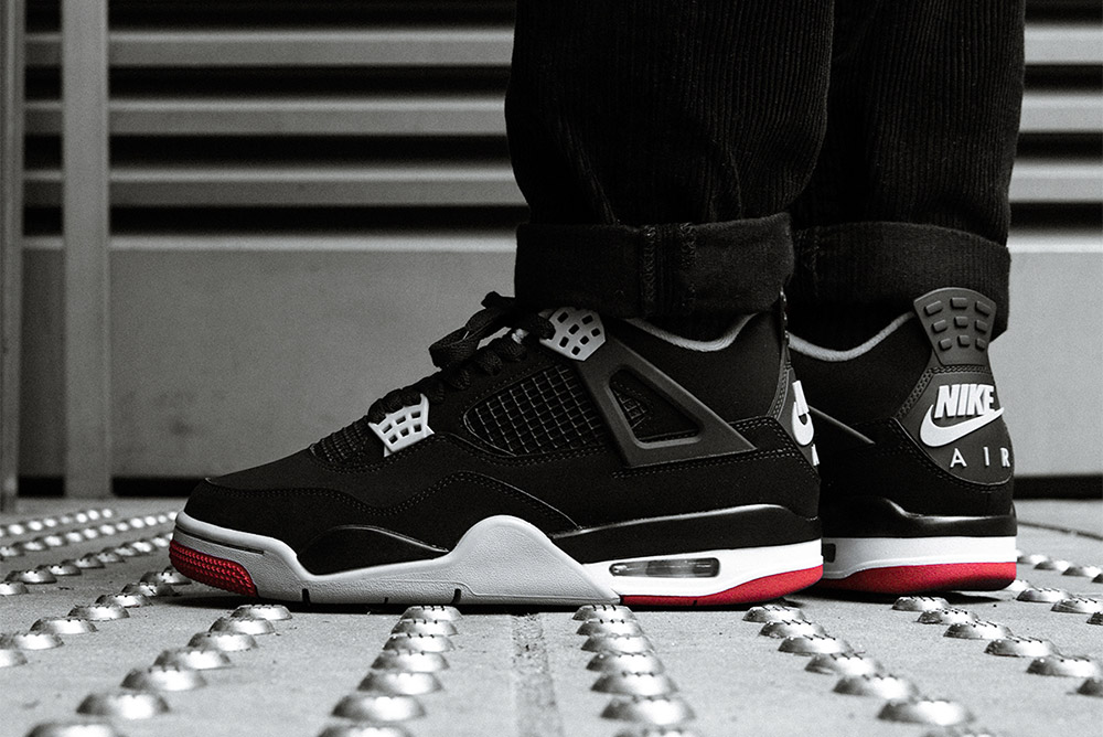 Bred 4s hot sale on feet